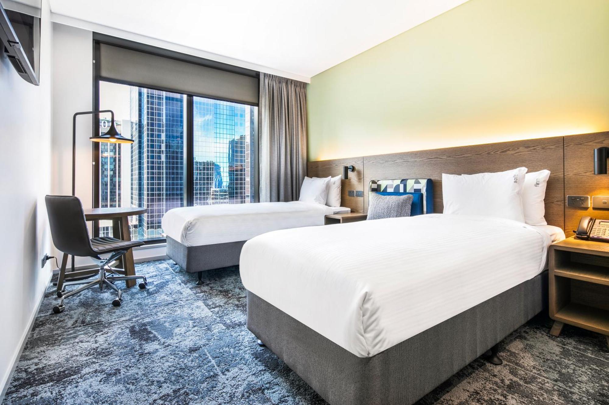 Holiday Inn Express Melbourne Little Collins, An Ihg Hotel Extérieur photo