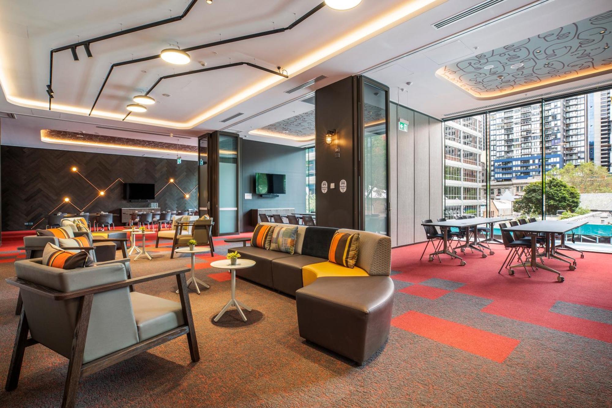 Holiday Inn Express Melbourne Little Collins, An Ihg Hotel Extérieur photo