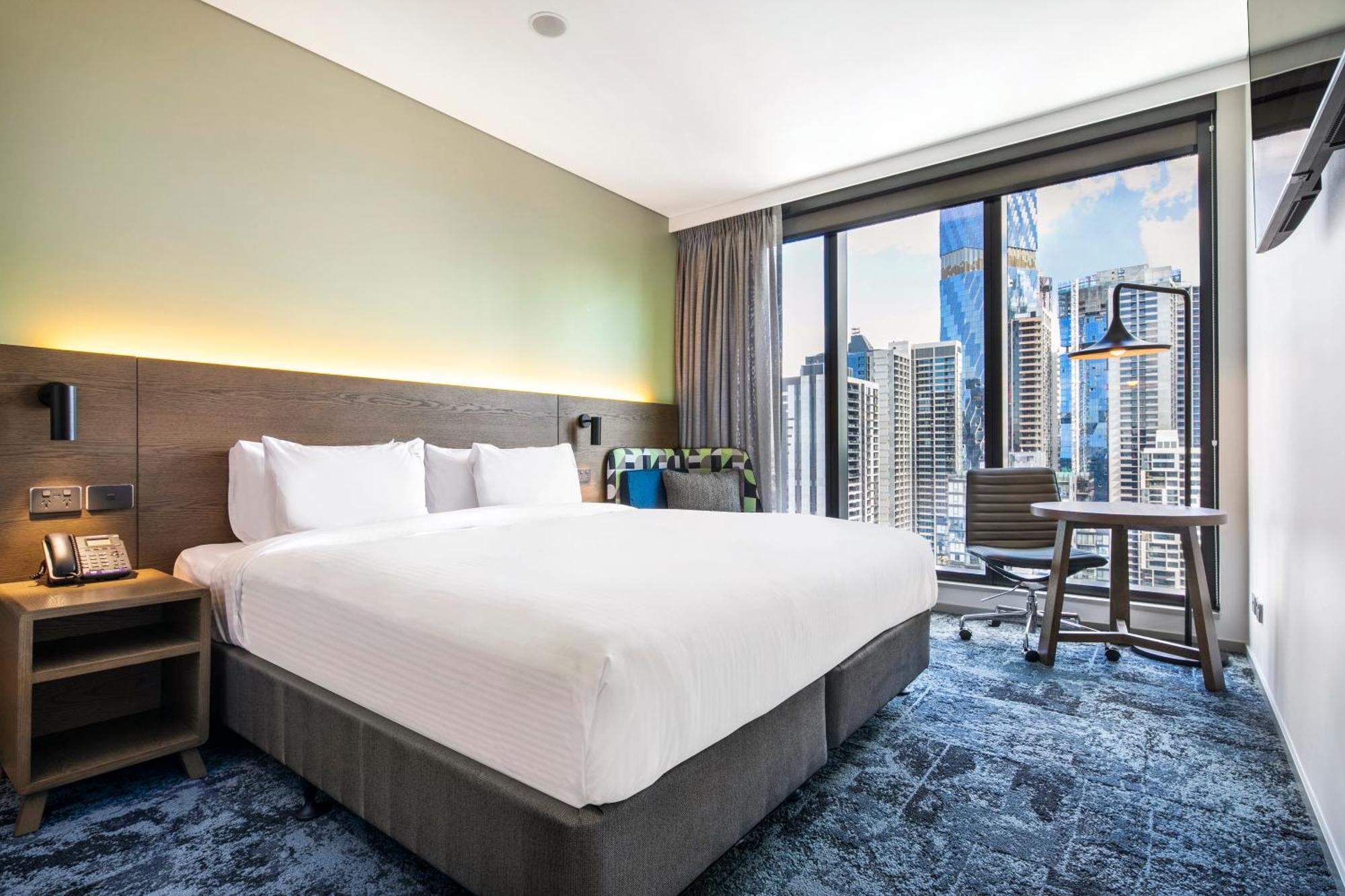 Holiday Inn Express Melbourne Little Collins, An Ihg Hotel Extérieur photo