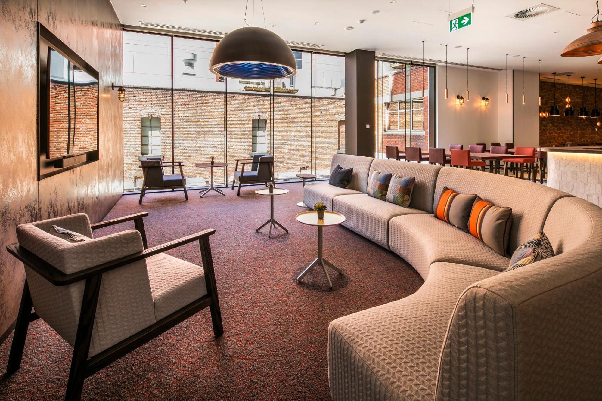 Holiday Inn Express Melbourne Little Collins, An Ihg Hotel Extérieur photo